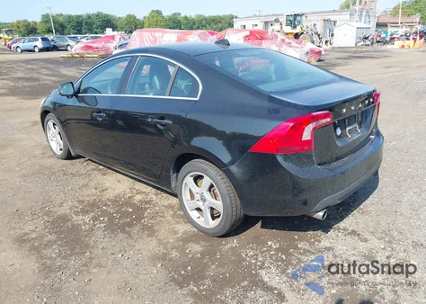2012 Volvo S60 T5 из США, поврежденный, VIN YV1622FS4C2119147